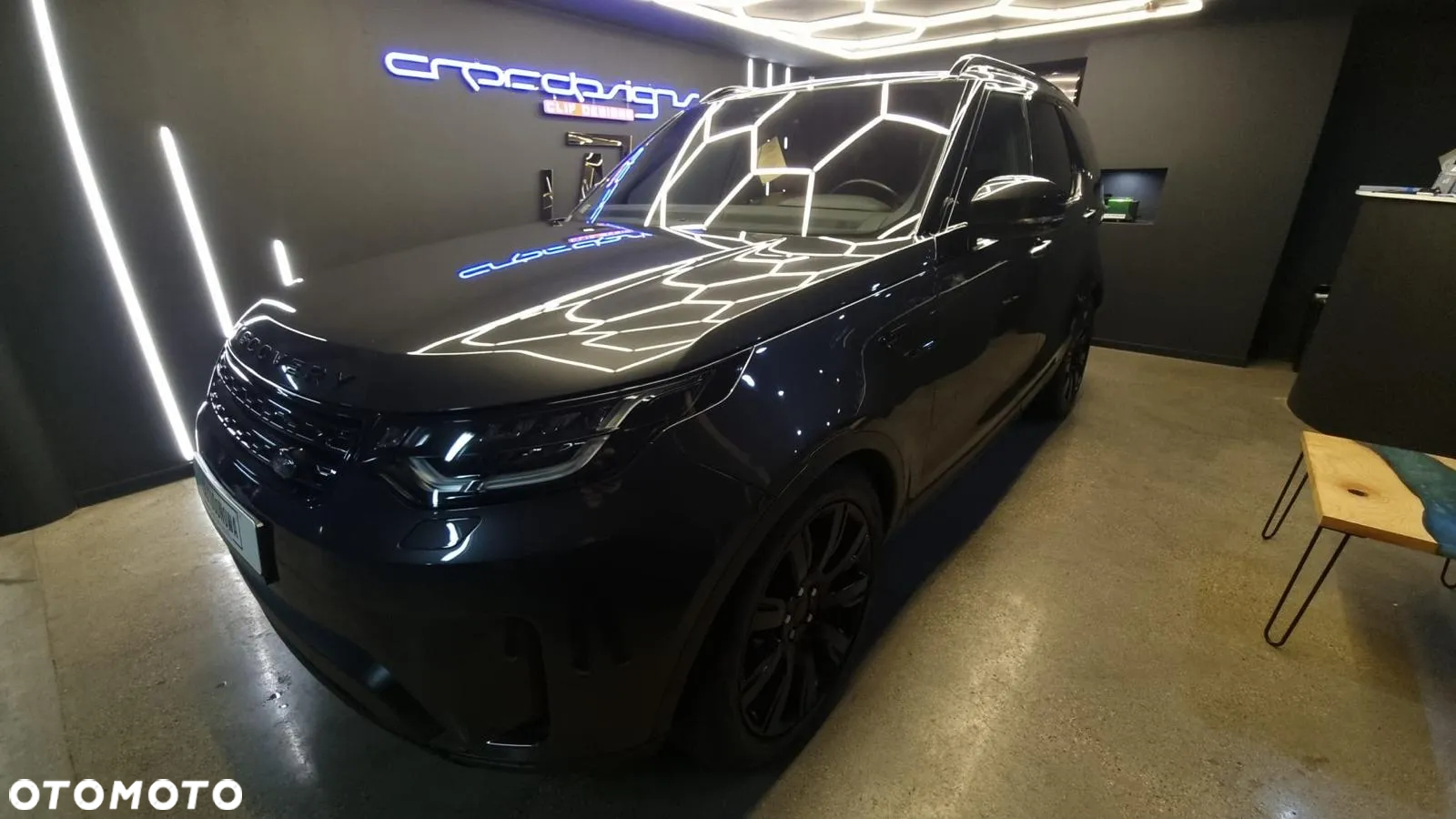 Land Rover Discovery V 2.0 SD4 HSE Luxury - 3