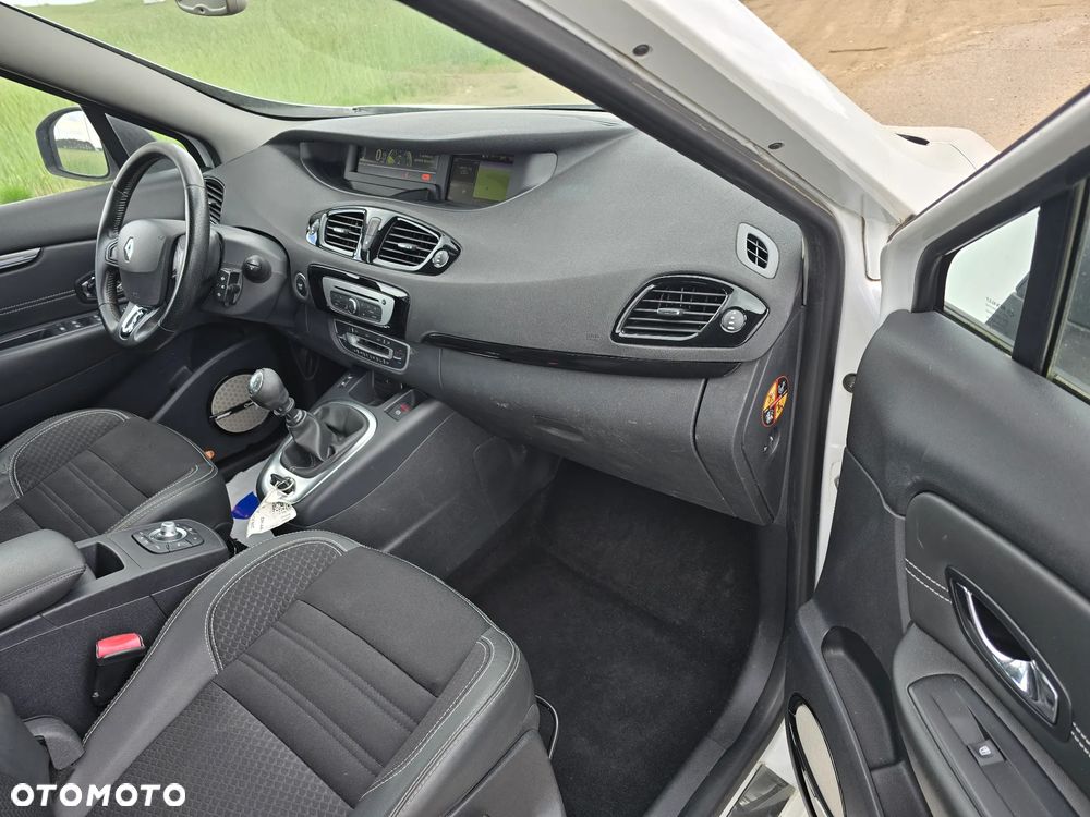 Renault Scenic Energy dCi 130 S&S Bose Edition - 12
