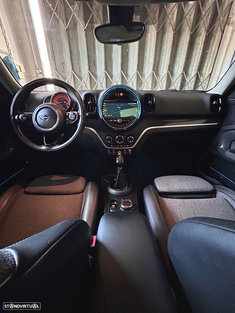 MINI Countryman Cooper SE ALL4 Auto - 12