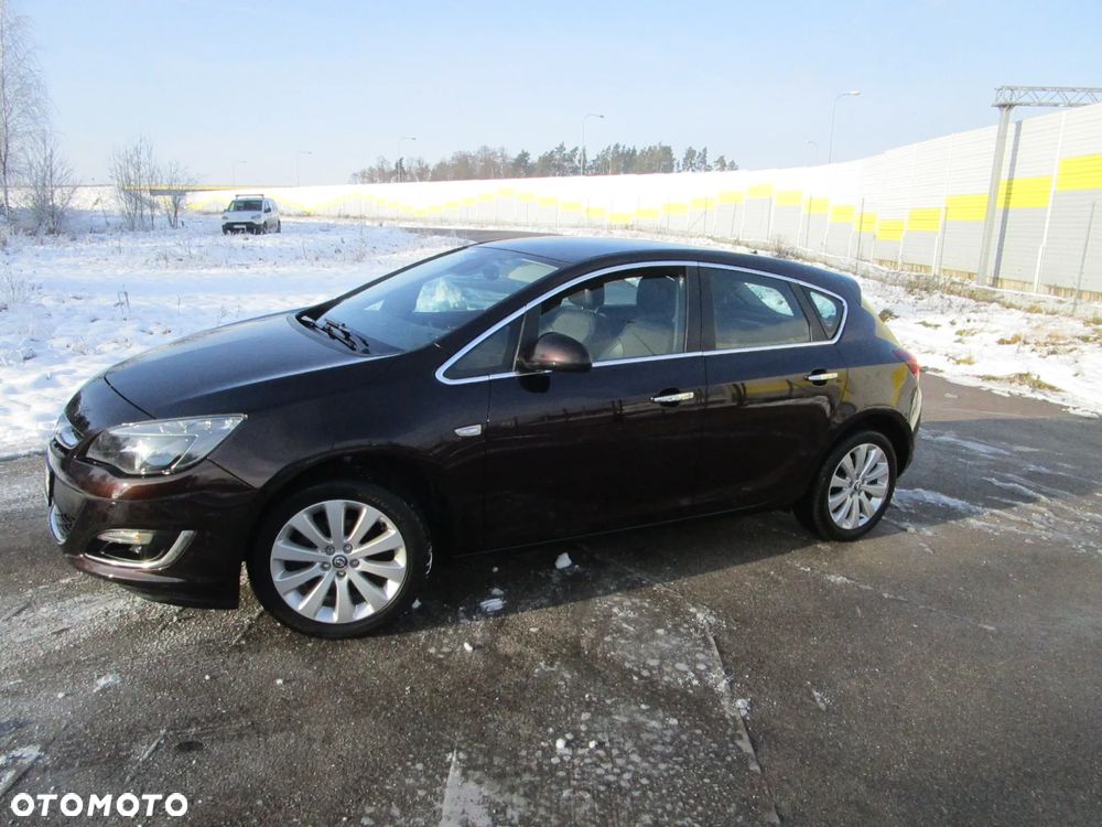 Opel Astra 1.4 T Cosmo - 3
