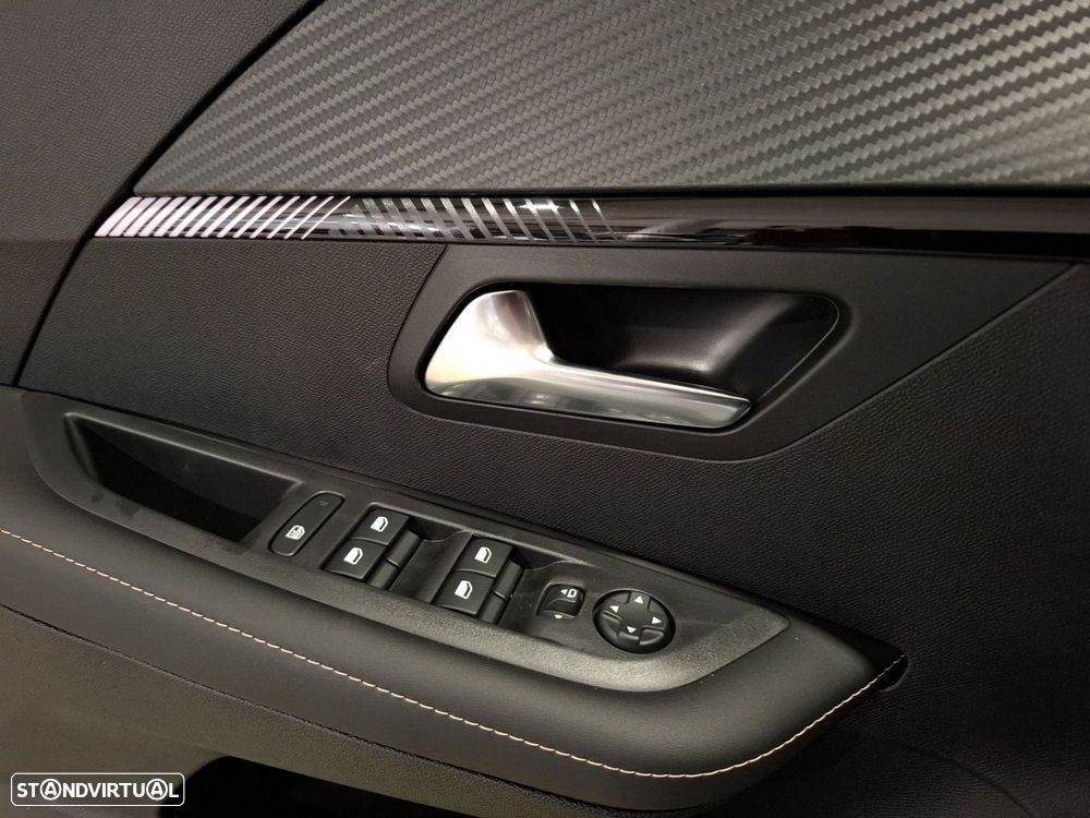 Peugeot e-208 50 kWh Allure - 21