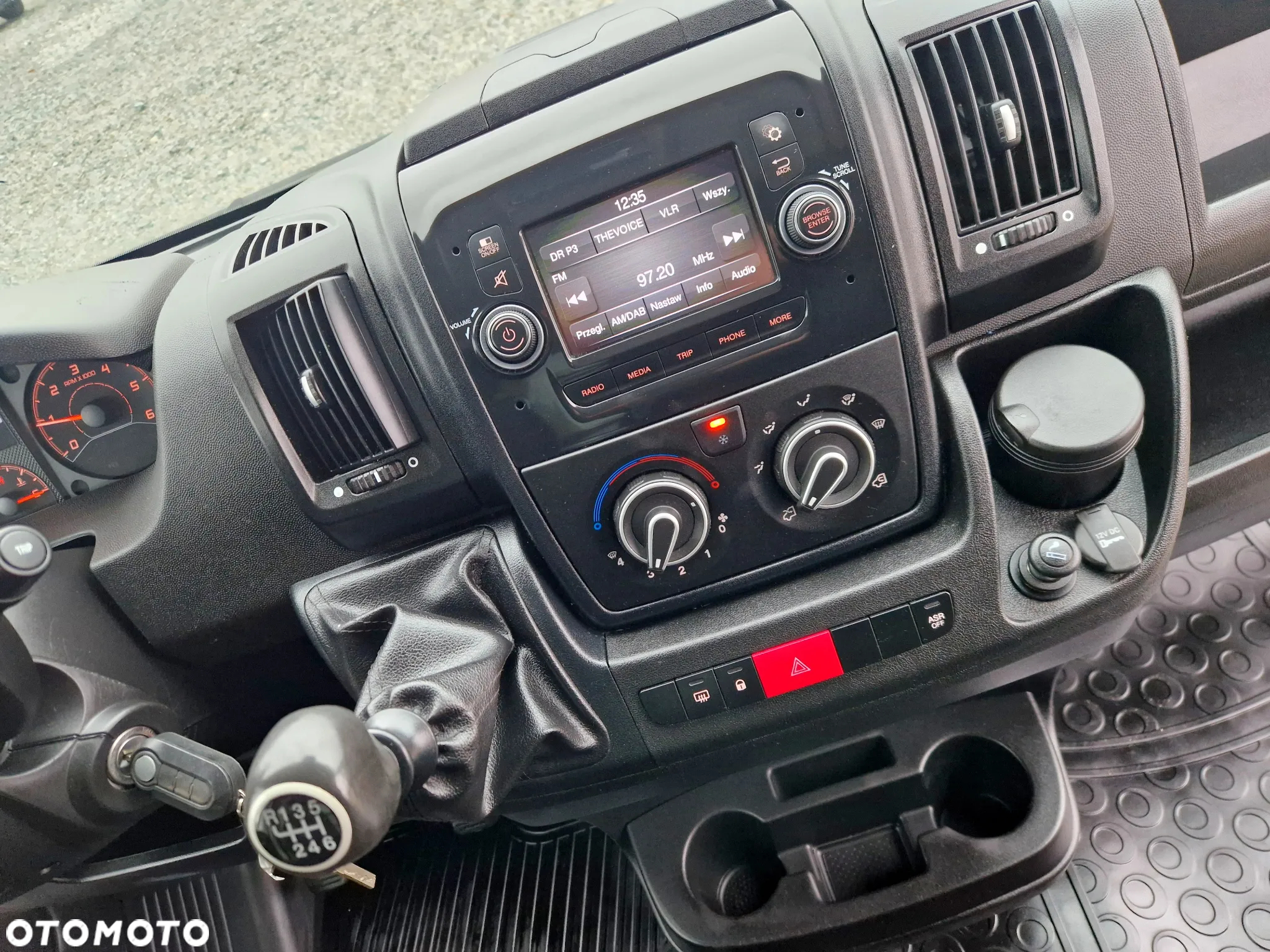 Peugeot BOXER 2,2 HDI 165 KONNY KONTENER 4,2M KLIMA WEBASTO KAMERA 107T/KM PRZEBIEGU GWARANCJA - 27