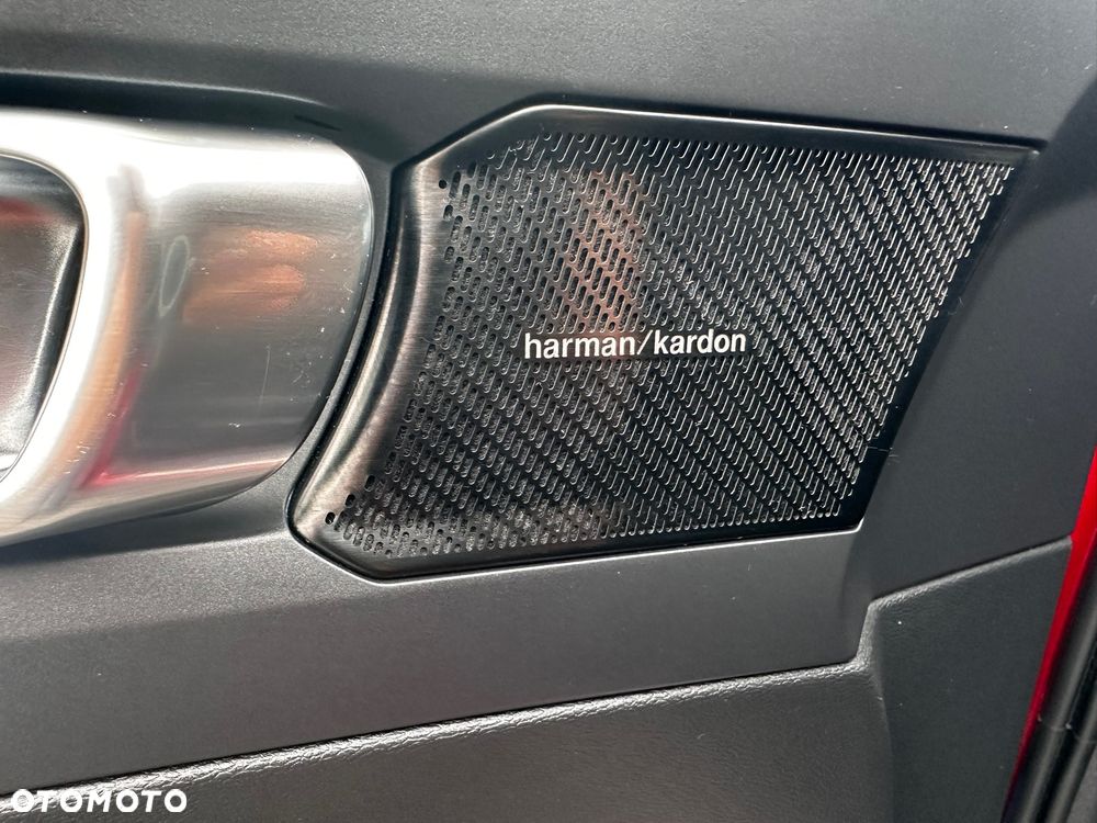Volvo XC 40 - 11