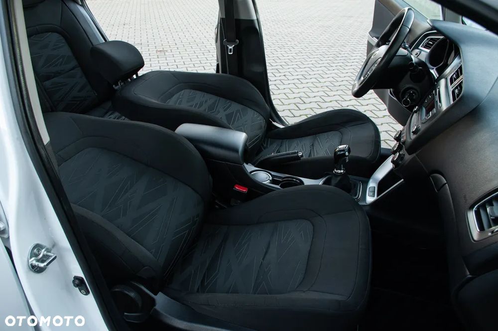 Kia Ceed 1.6 GDI Platinum Edition - 6