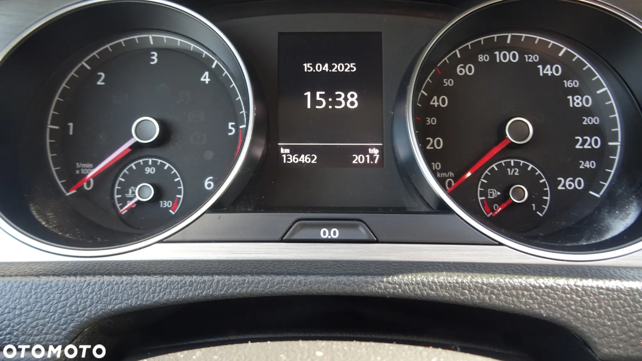Volkswagen Golf VII 1.6 TDI BMT Comfortline - 32