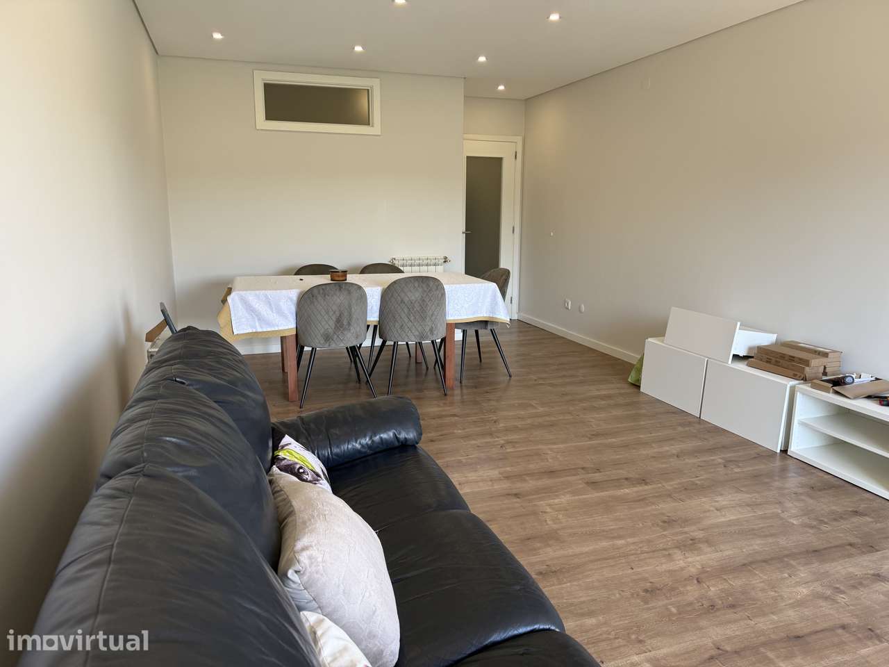 Apartamento T2+1 C/Garagem Fechada em Valadares - Grande imagem: 5/23