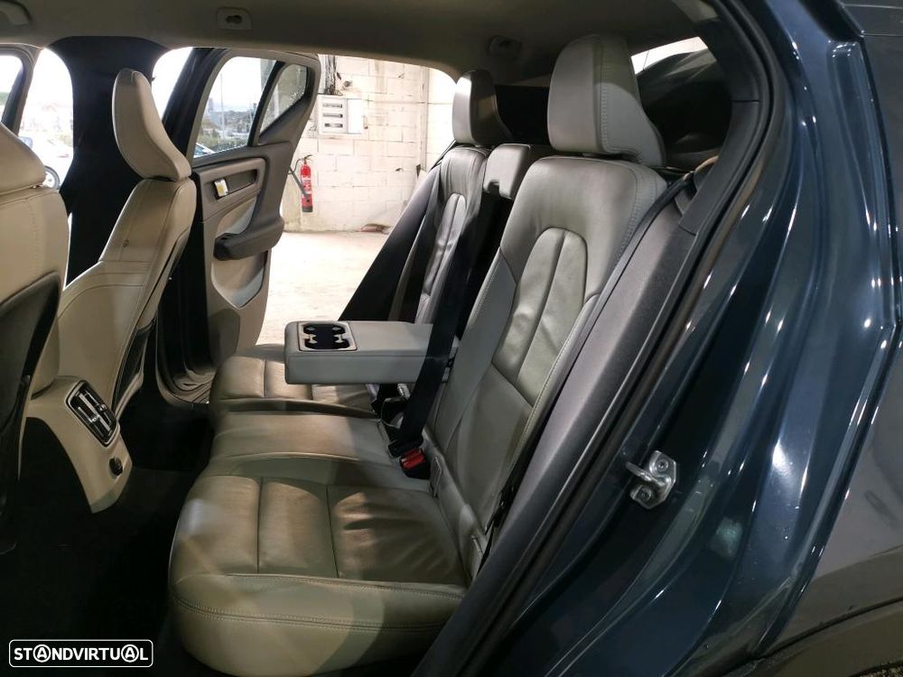 Volvo XC 40 1.5 T4 PHEV Inscription Expression - 8