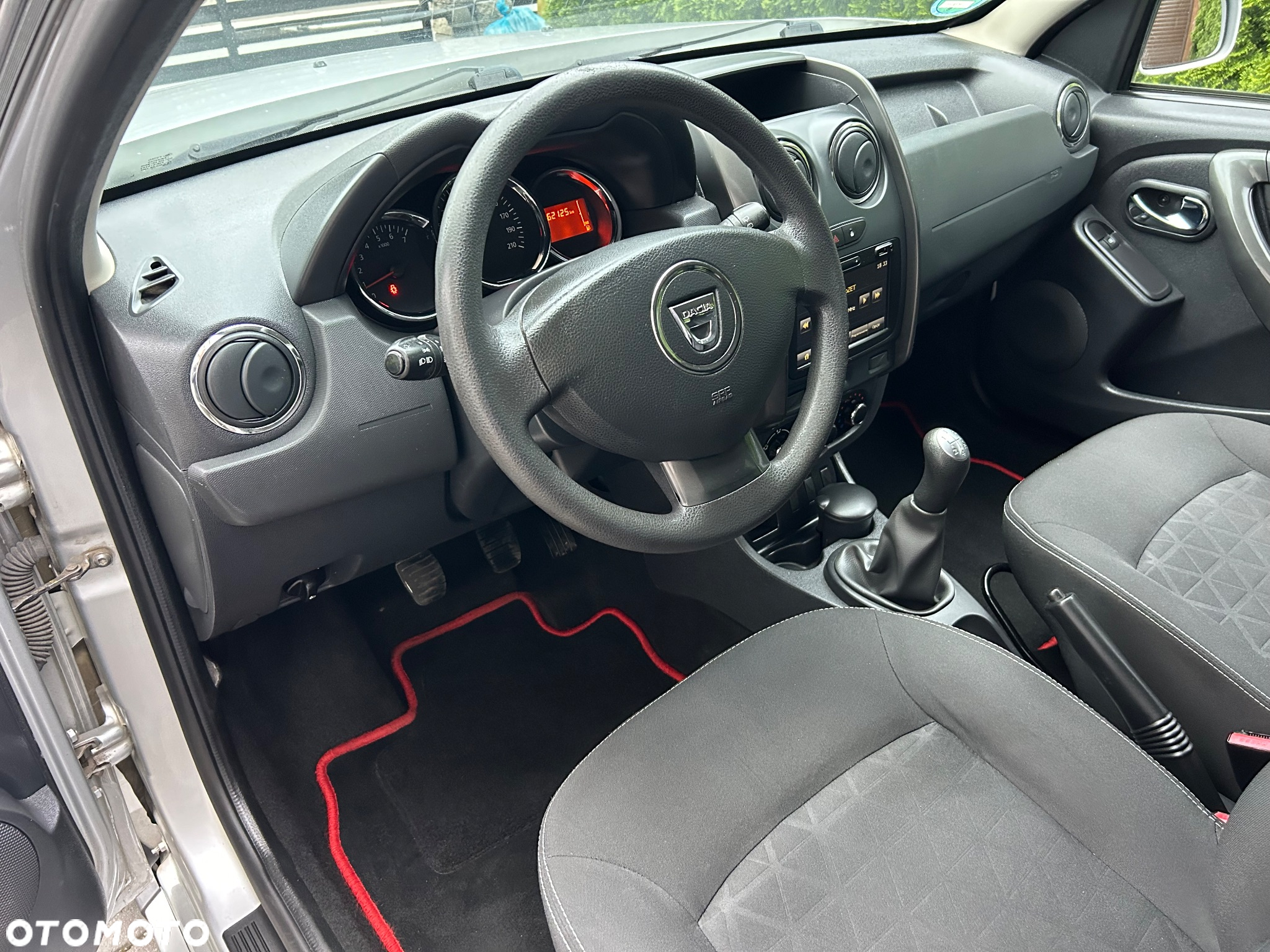 Dacia Duster 1.6 16V 4x2 Prestige - 11