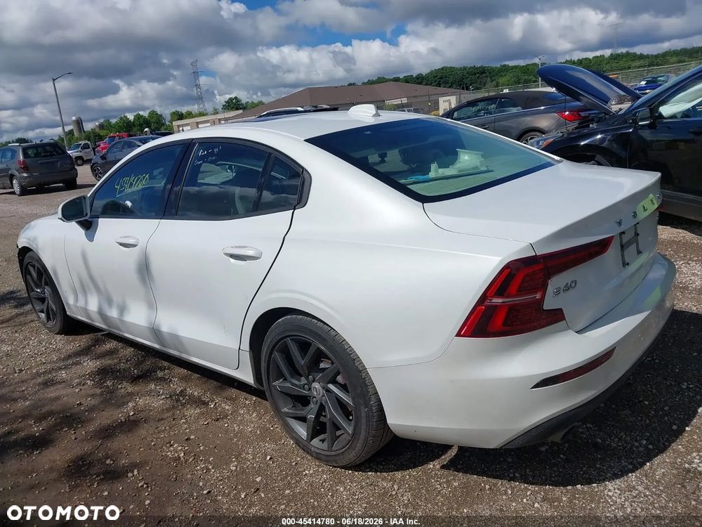 Volvo S60 - 3