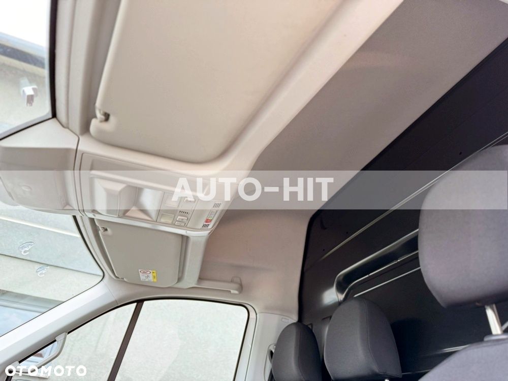 Volkswagen Crafter - 30