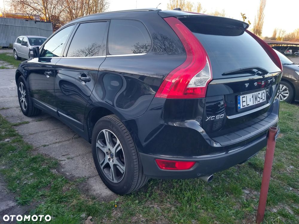 Volvo XC 60 D5 AWD Summum - 5