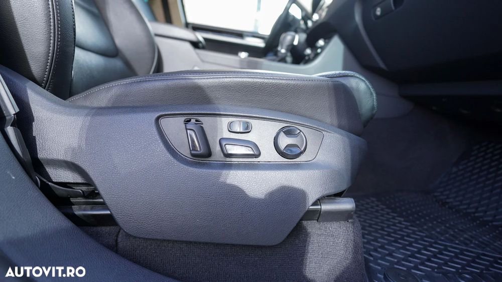 Volkswagen Touareg 3.0 V6 TDI BMT Terrain Tech - 30