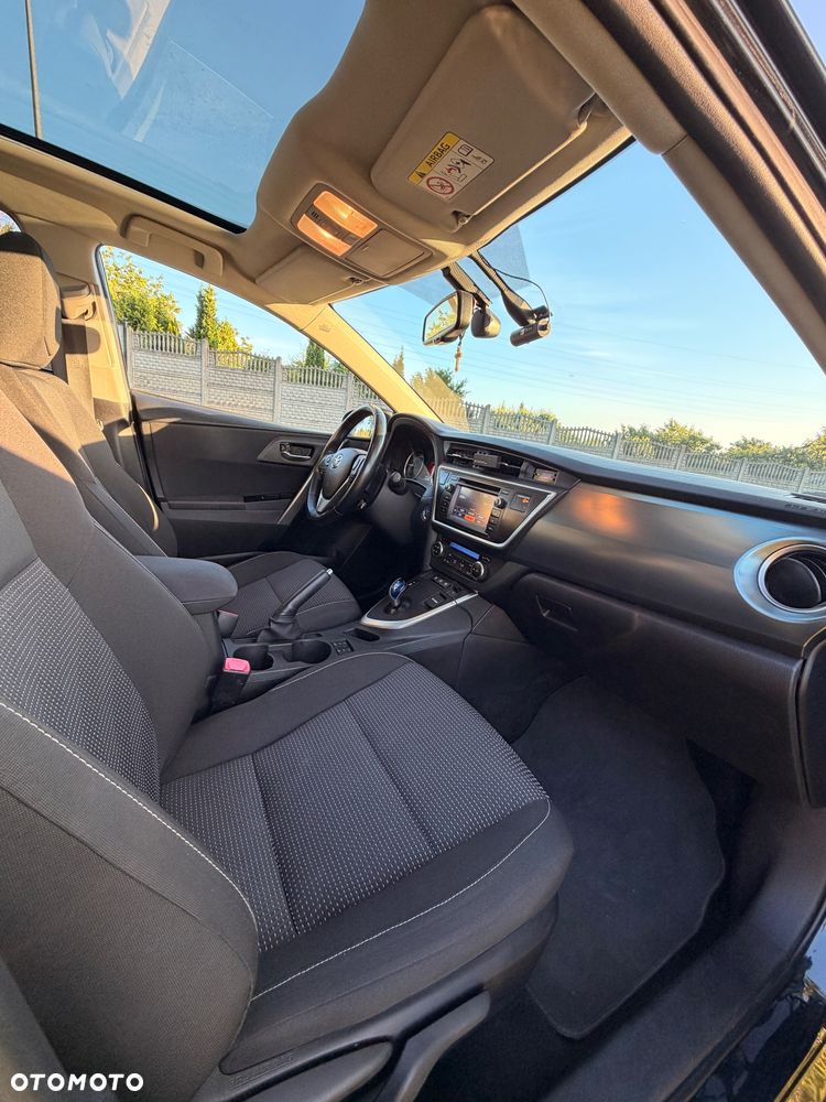 Toyota Auris 1.8 HSD Prestige NAVI - 23