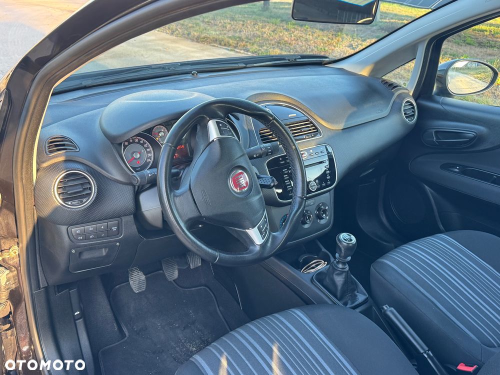 Fiat Punto Evo 1.4 8V Dynamic Euro5 - 13