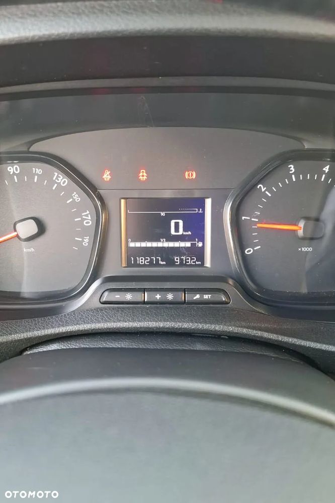 Citroën Jumpy Combi - 8