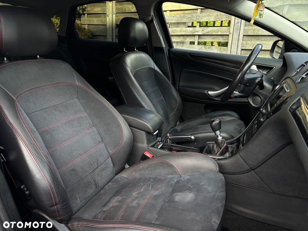 Ford Mondeo 2.0 EcoBoost Titanium S - 34