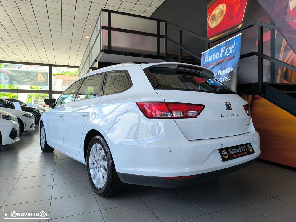 SEAT Leon ST 1.6 TDI Style Ecomotive - 4