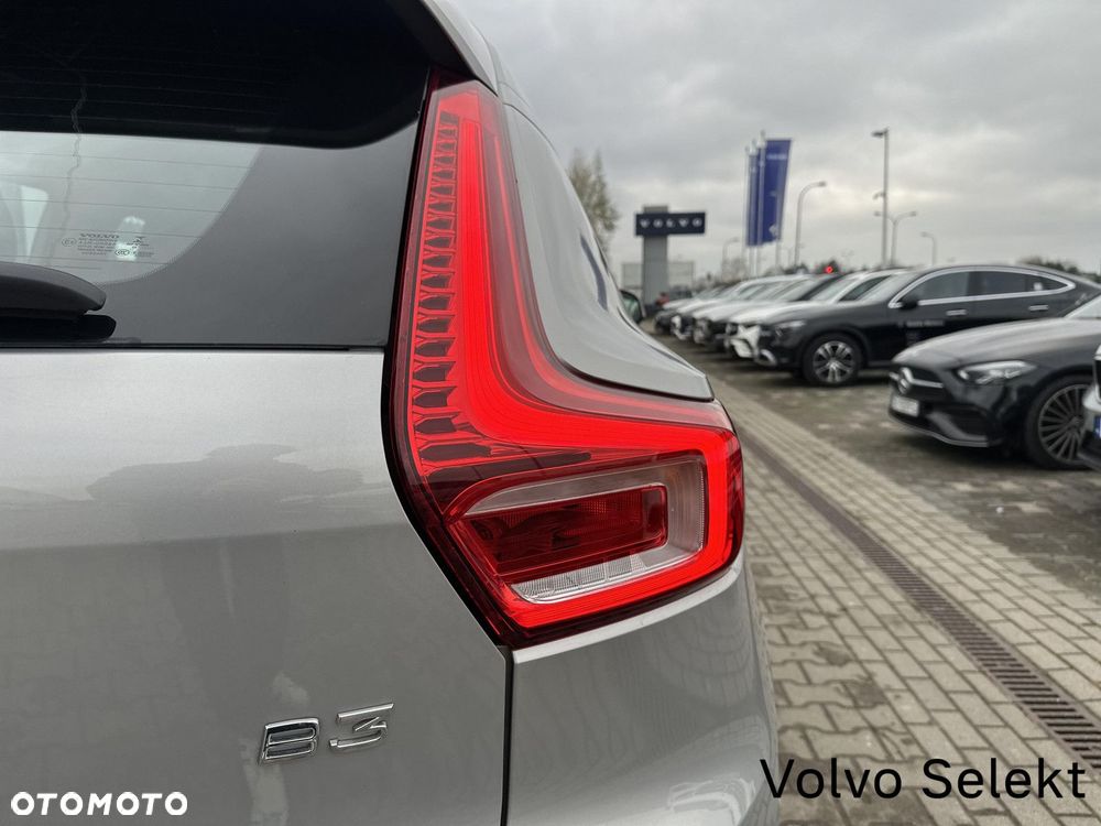 Volvo XC 40 - 30