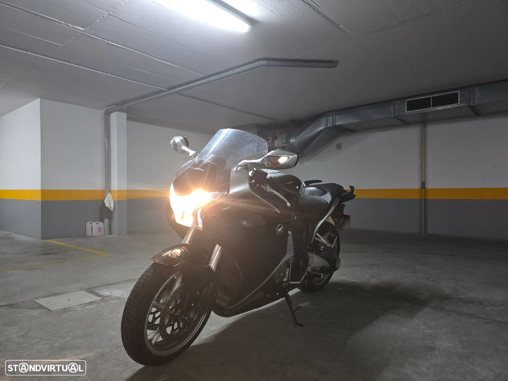 Honda VFR 1200f Versão 2013 Manual - 4