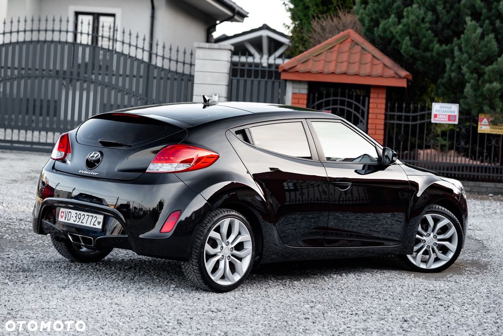 Hyundai Veloster 1.6 Premium - 11