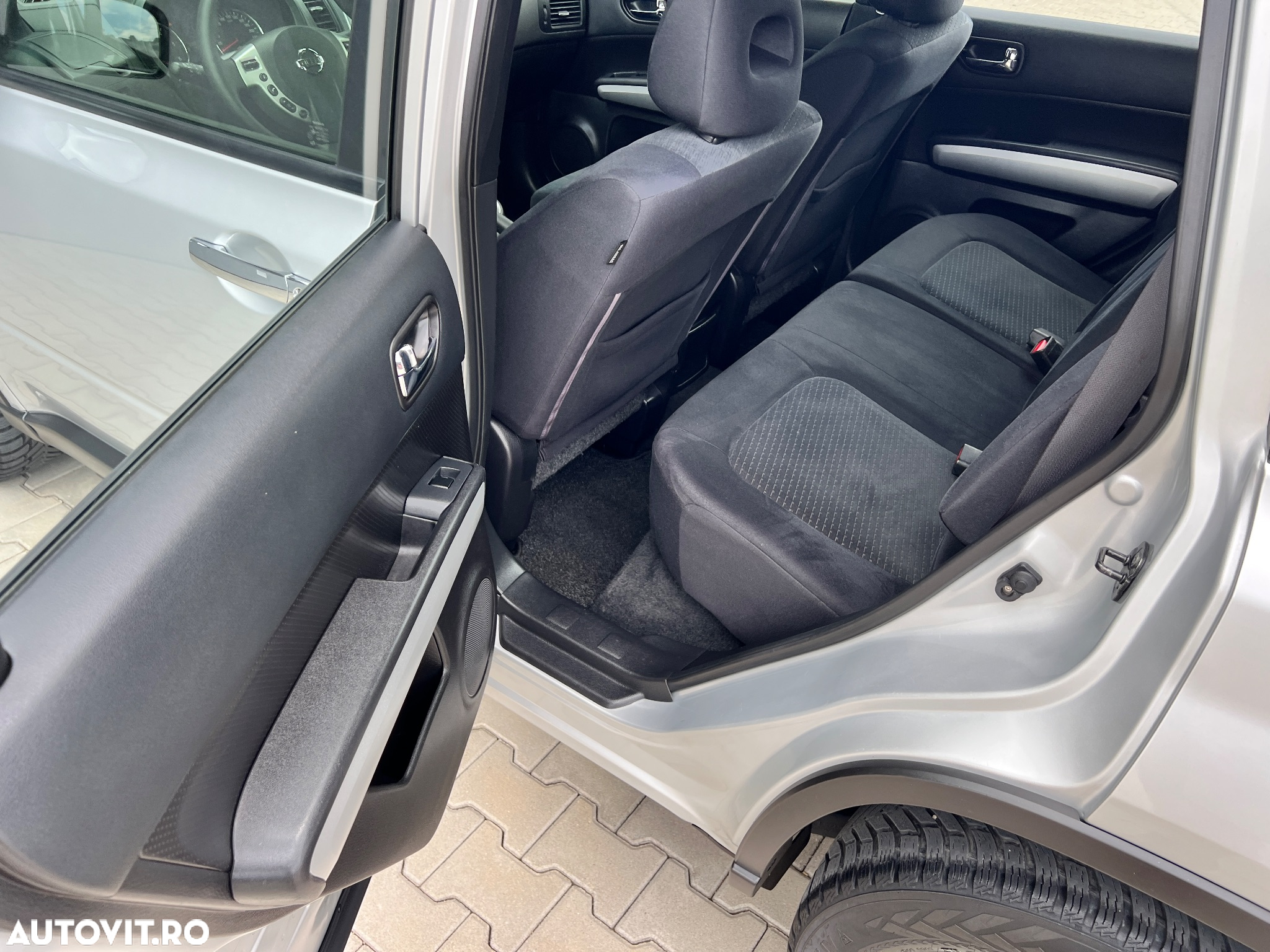 Nissan X-Trail 2.0 dCi 4x4 DPF LE - 14