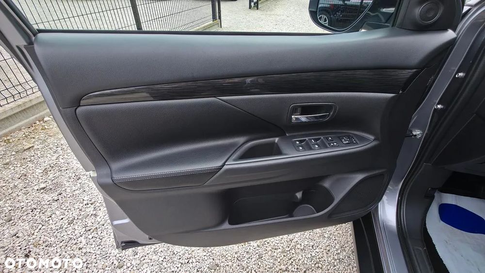 Mitsubishi Outlander 2.0 2WD CVT Edition - 25