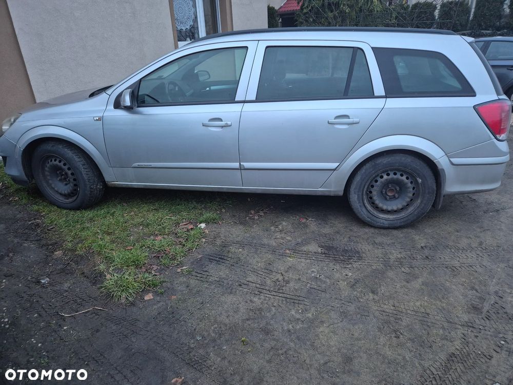 Opel Astra - 4