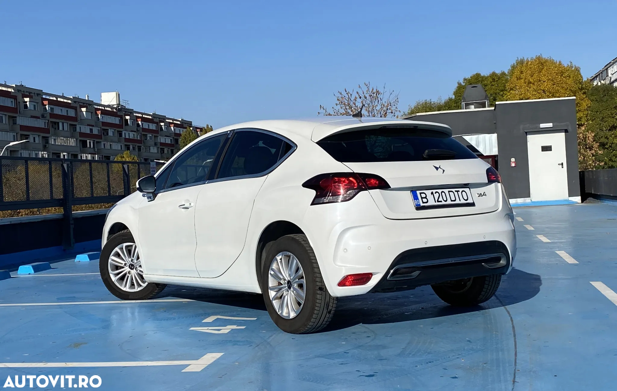 Citroën DS4 BlueHDi 120 S&S EAT6 SoChic - 26