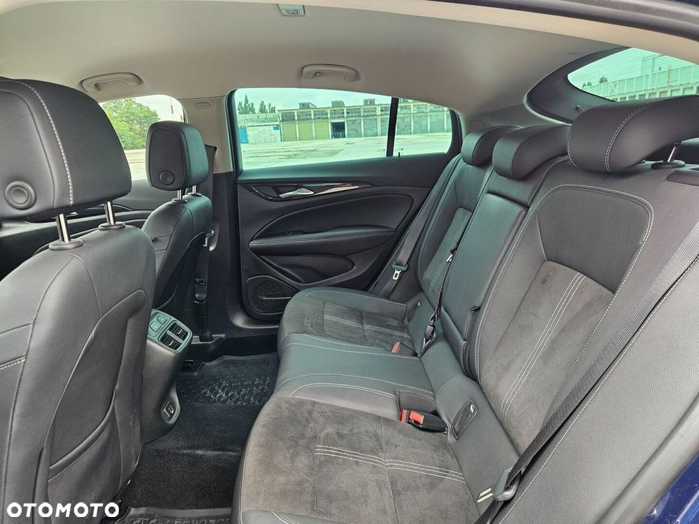 Opel Insignia 2.0 T Business Elegance S&S - 12