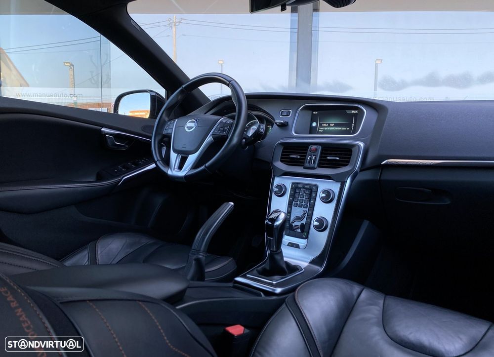 Volvo V40 1.6 D2 Volvo Ocean Race - 17