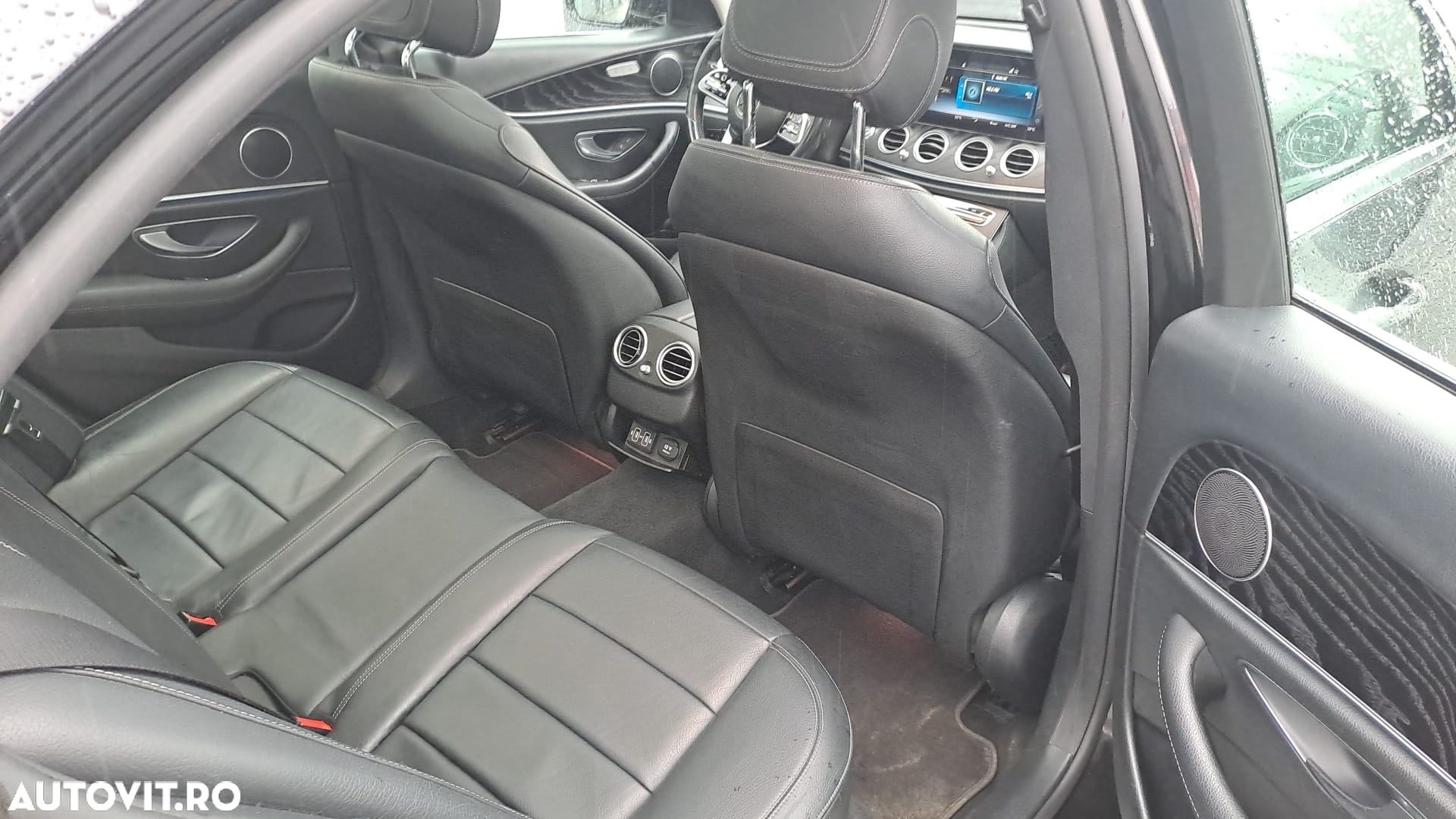 Mercedes-Benz E 220 d 9G-TRONIC - 26
