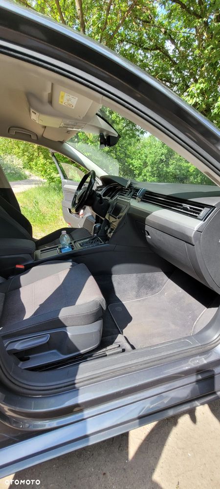 Volkswagen Passat 2.0 TDI BMT Comfortline DSG - 16