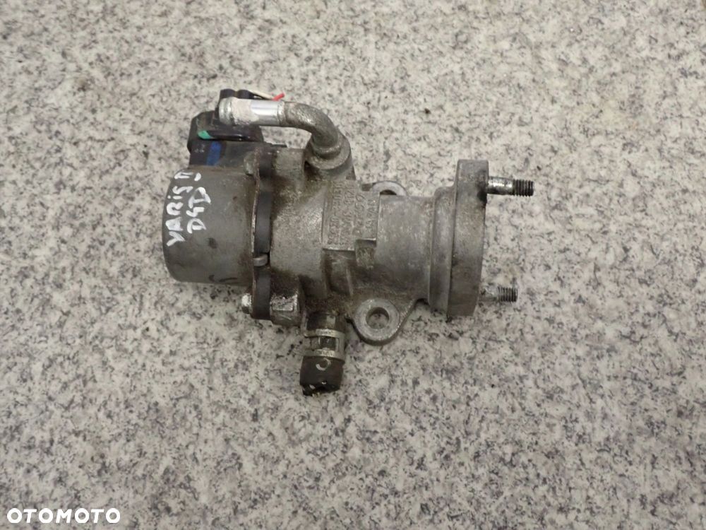 COROLLA 1.4 d4d 04- YARIS 06- ZAWÓR EGR SPALIN - 2