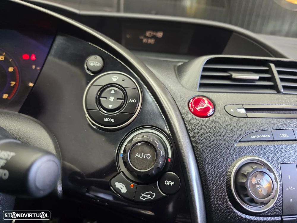 Honda Civic 1.4 Sport - 41