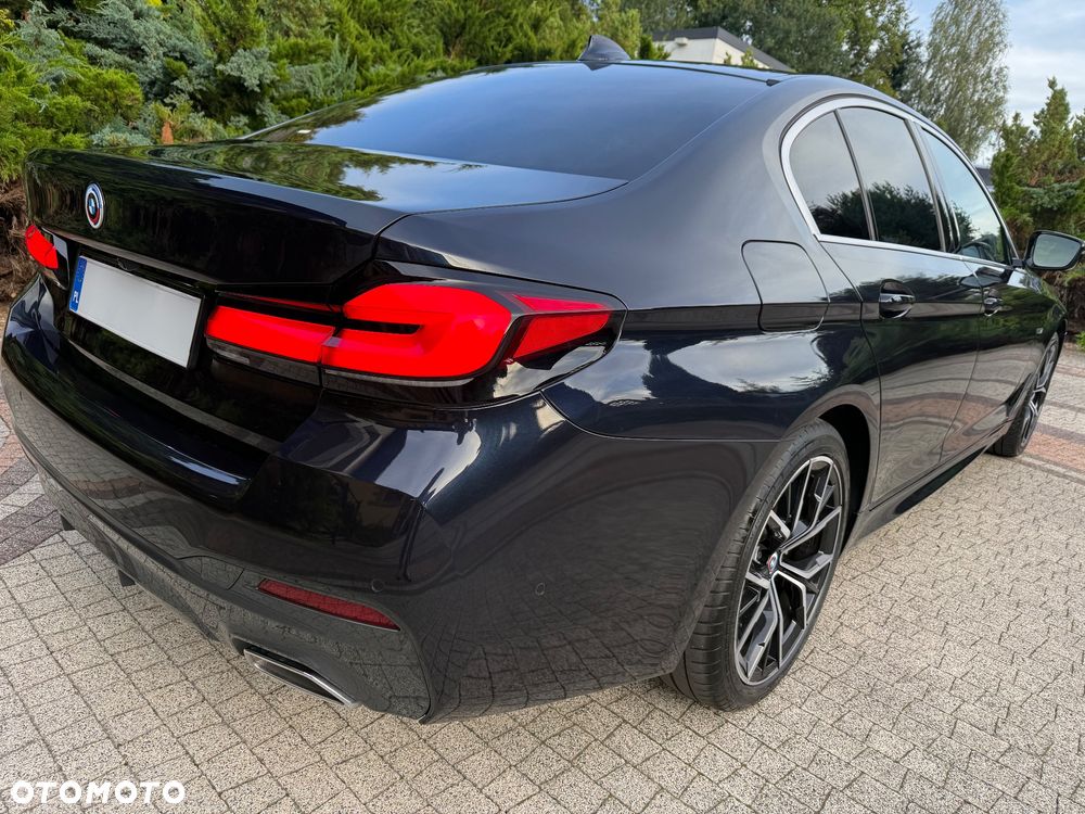 BMW Seria 5 520e M Sport sport - 10