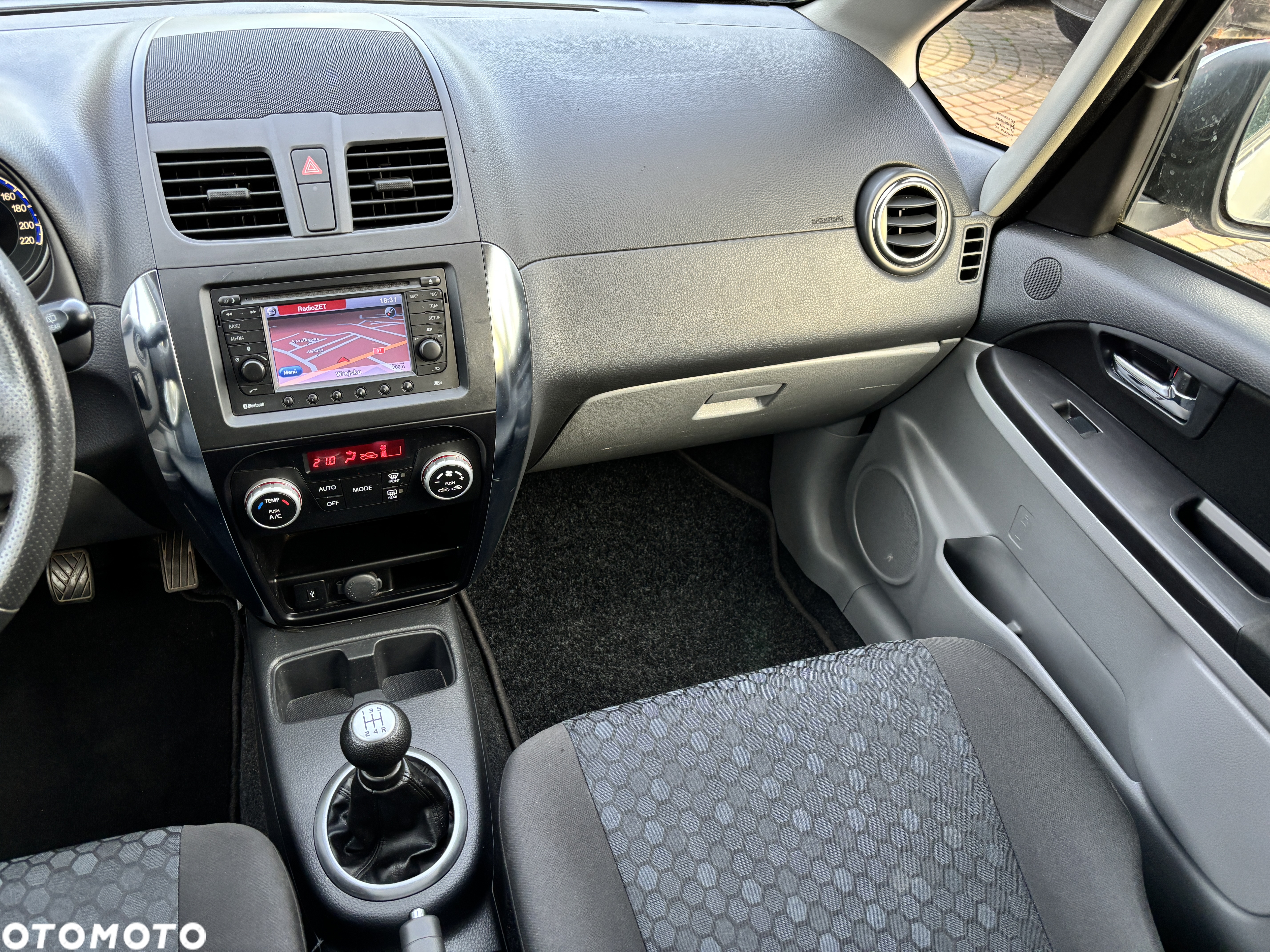 Suzuki SX4 1.6 VVT 4x2 Style - 12