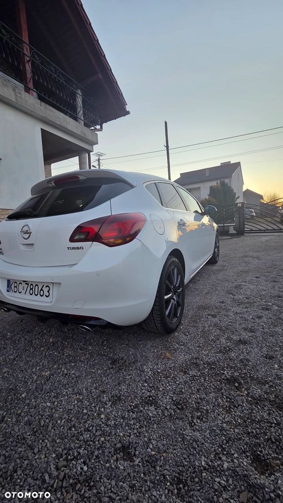 Opel Astra 1.6 T Sport - 21