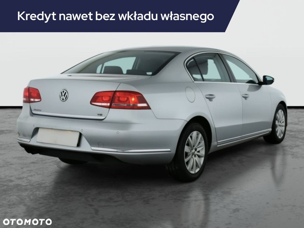 Volkswagen Passat - 7