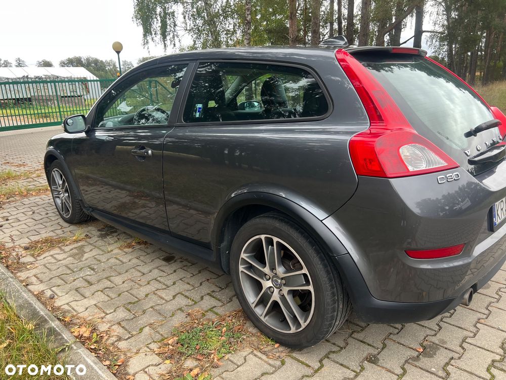 Volvo C30 T5 Momentum - 5