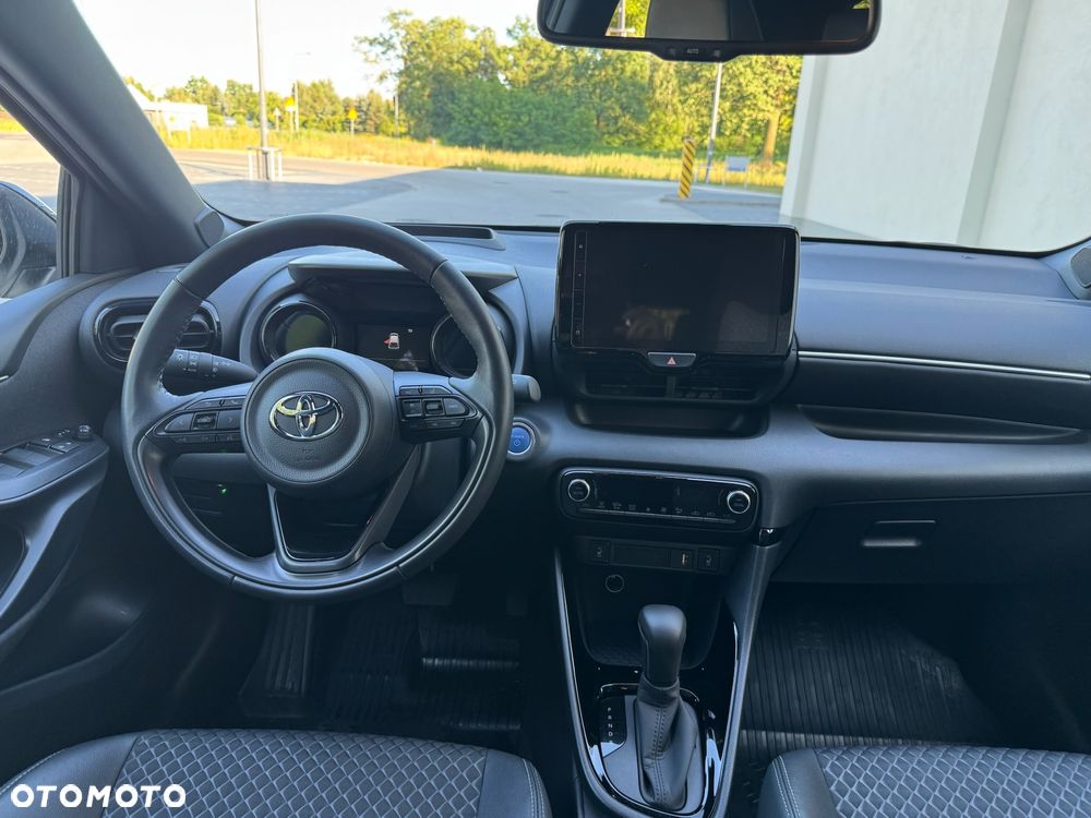 Toyota Yaris Hybrid 1.5 Style - 10