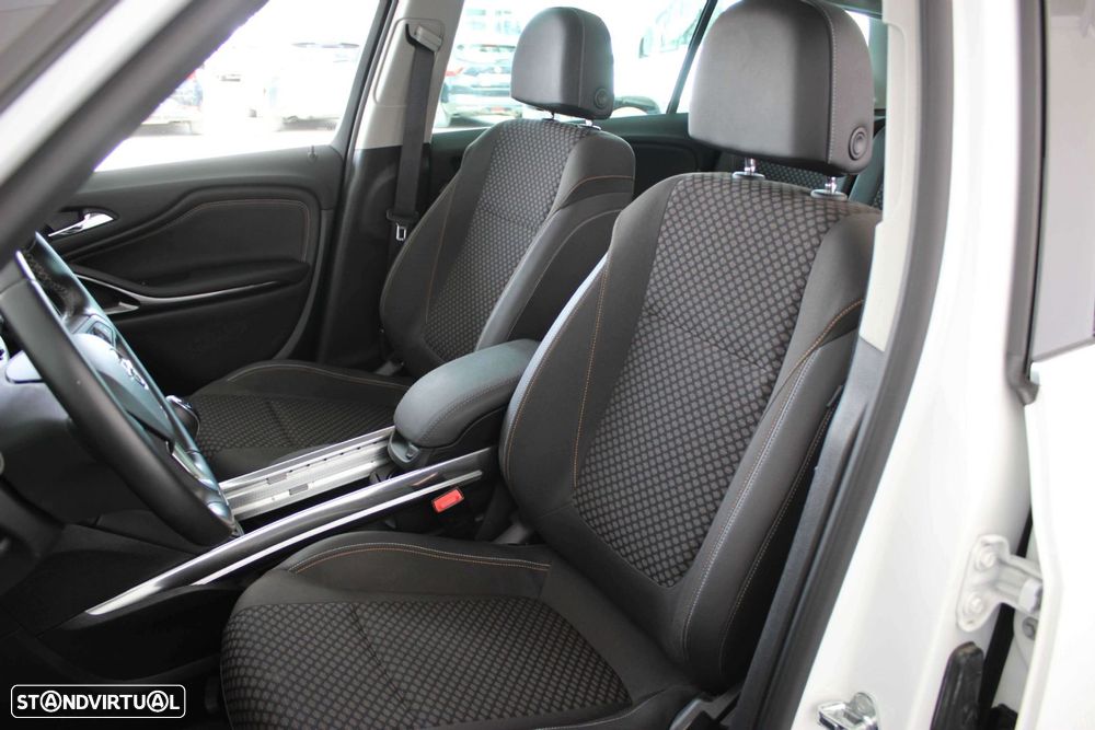 Opel Zafira 1.6 CDTi Innovation S/S - 25