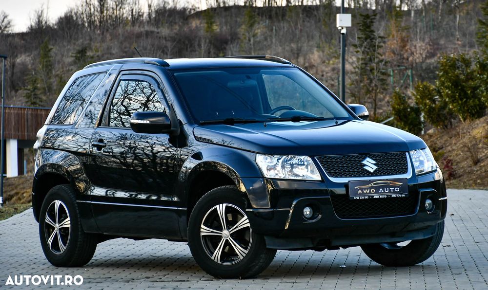Suzuki Grand Vitara 2.4 Comfort - 3