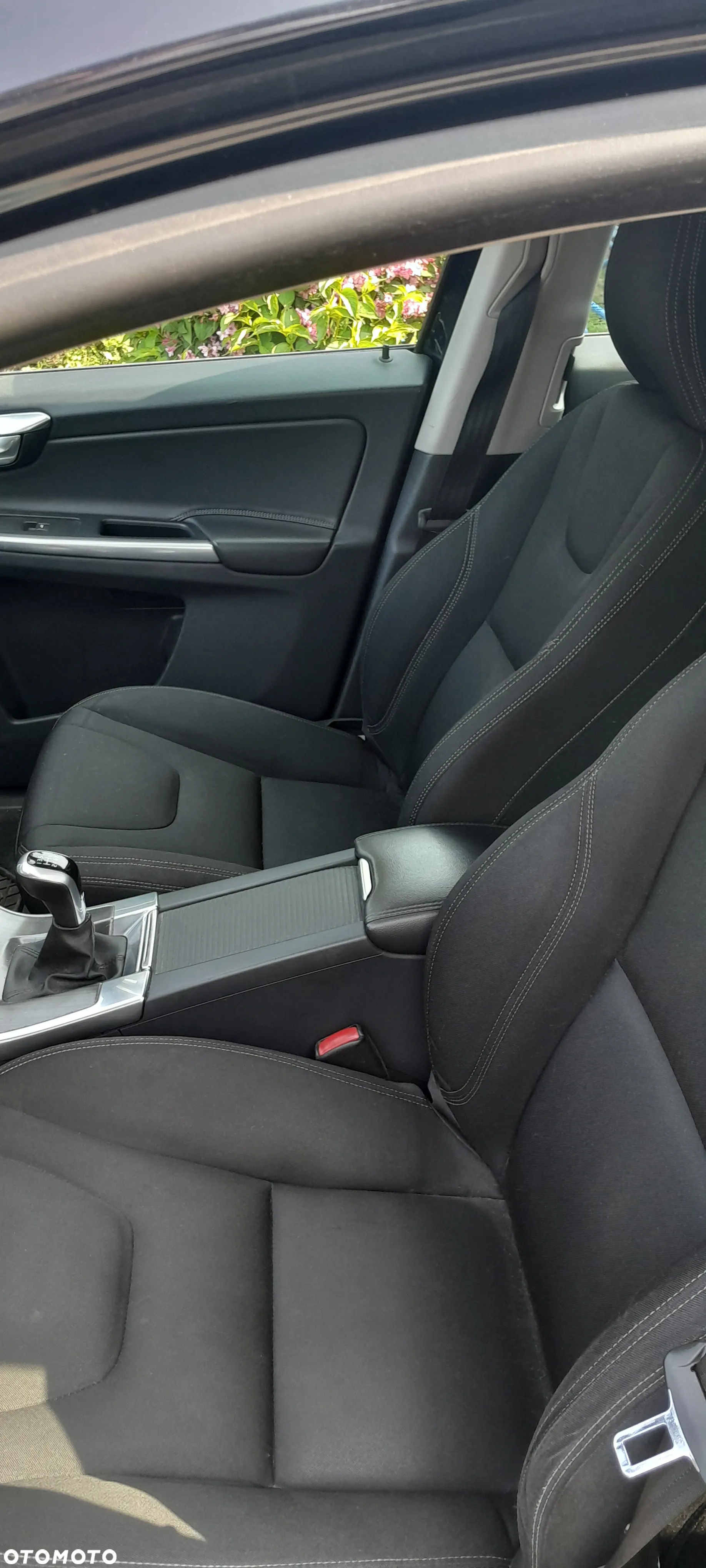 Volvo XC 60 D3 Inscription - 4
