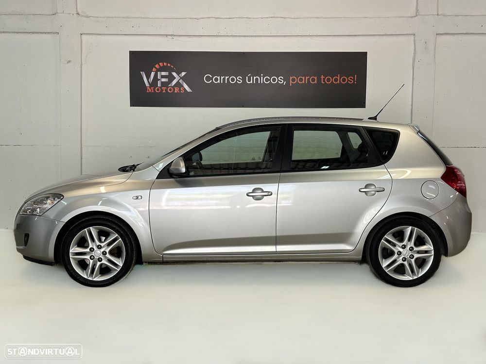 Kia Ceed 1.6 CRDi EX - 9