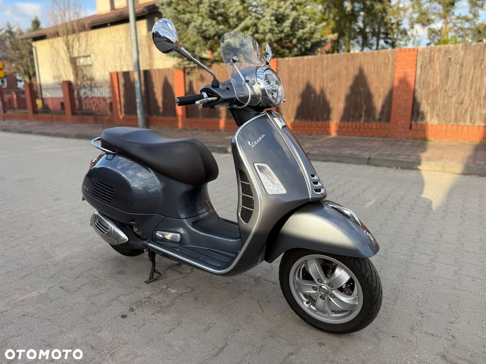 Piaggio Vespa - 3