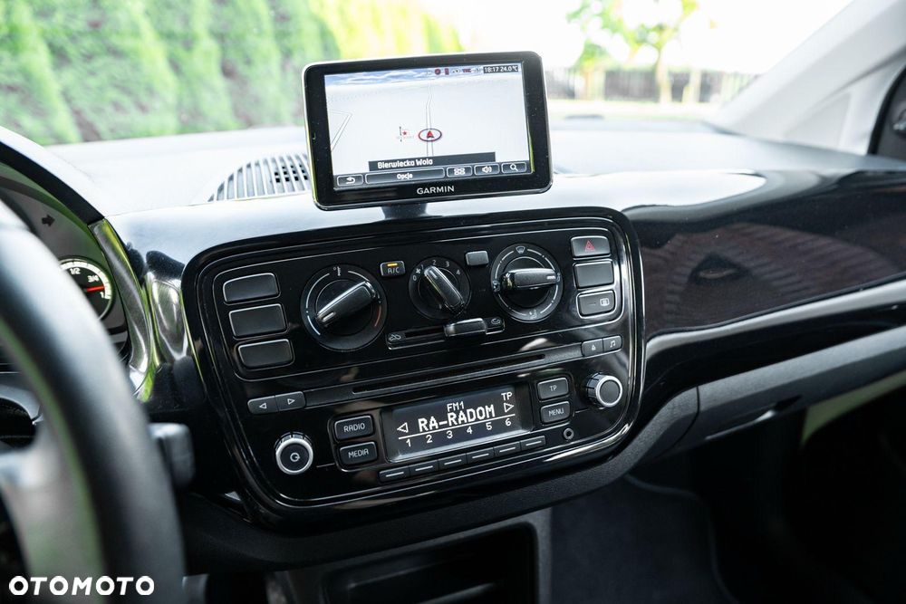 Volkswagen up! - 13
