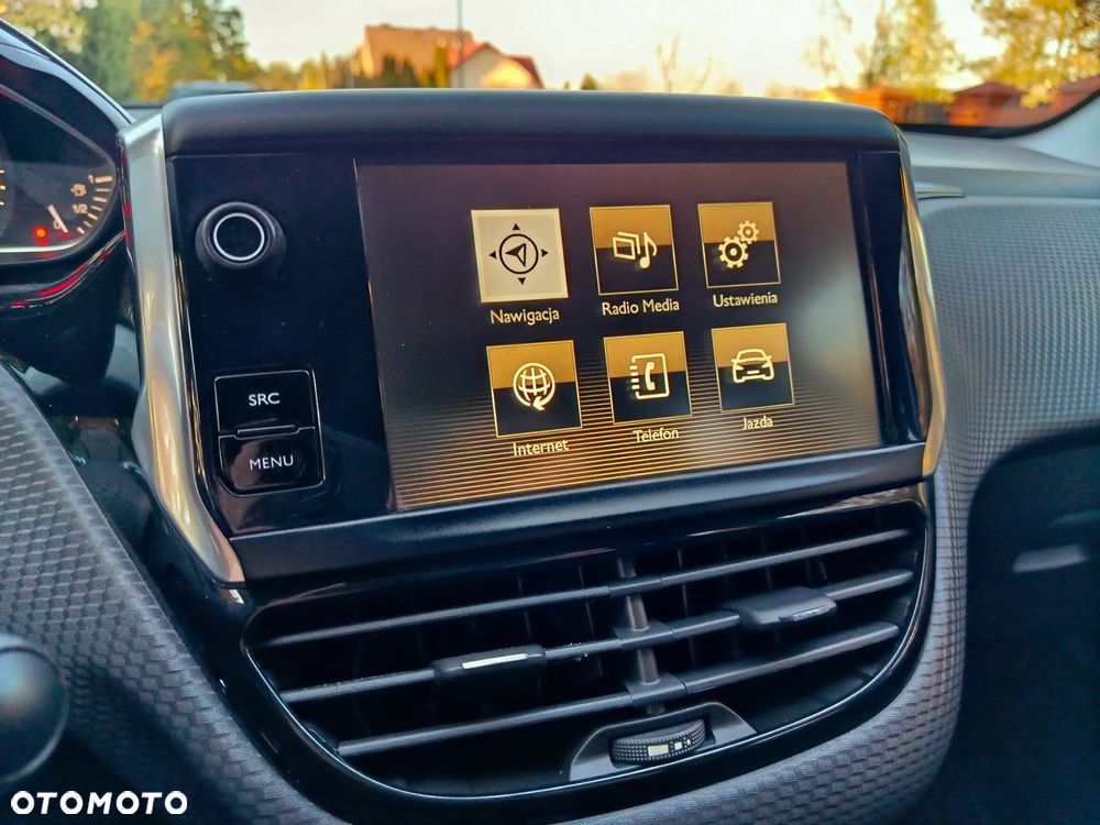 Peugeot 2008 - 18