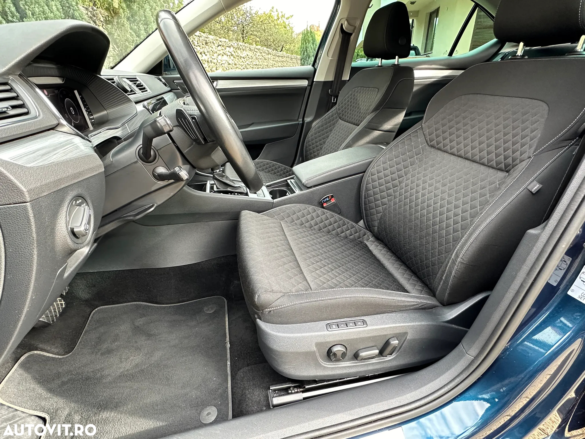 Skoda Superb 2.0 TDI DSG Style - 24