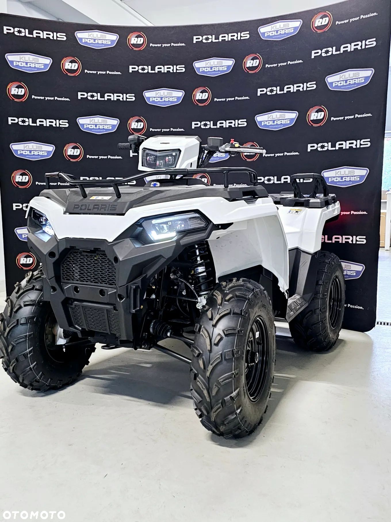 Polaris Sportsman - 1
