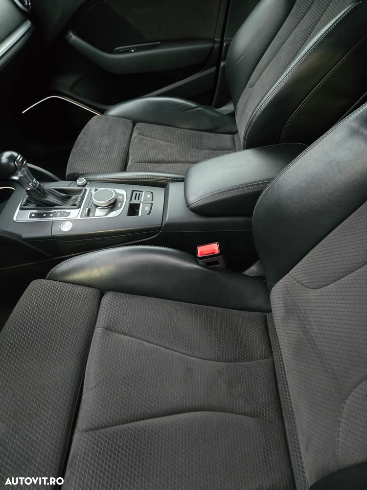 Audi A3 2.0 TDI S tronic Sport - 18